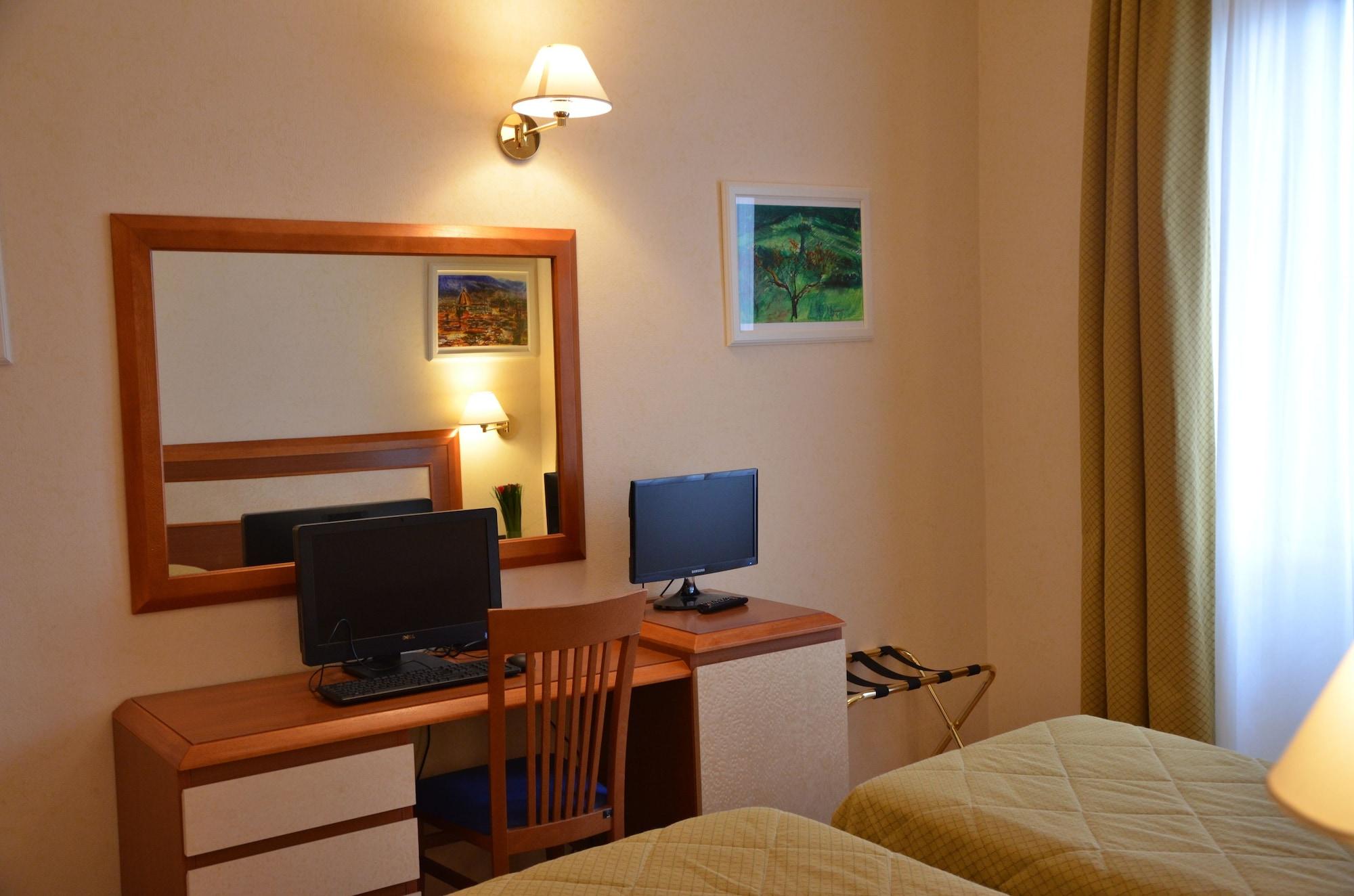 Mia Cara Hotel