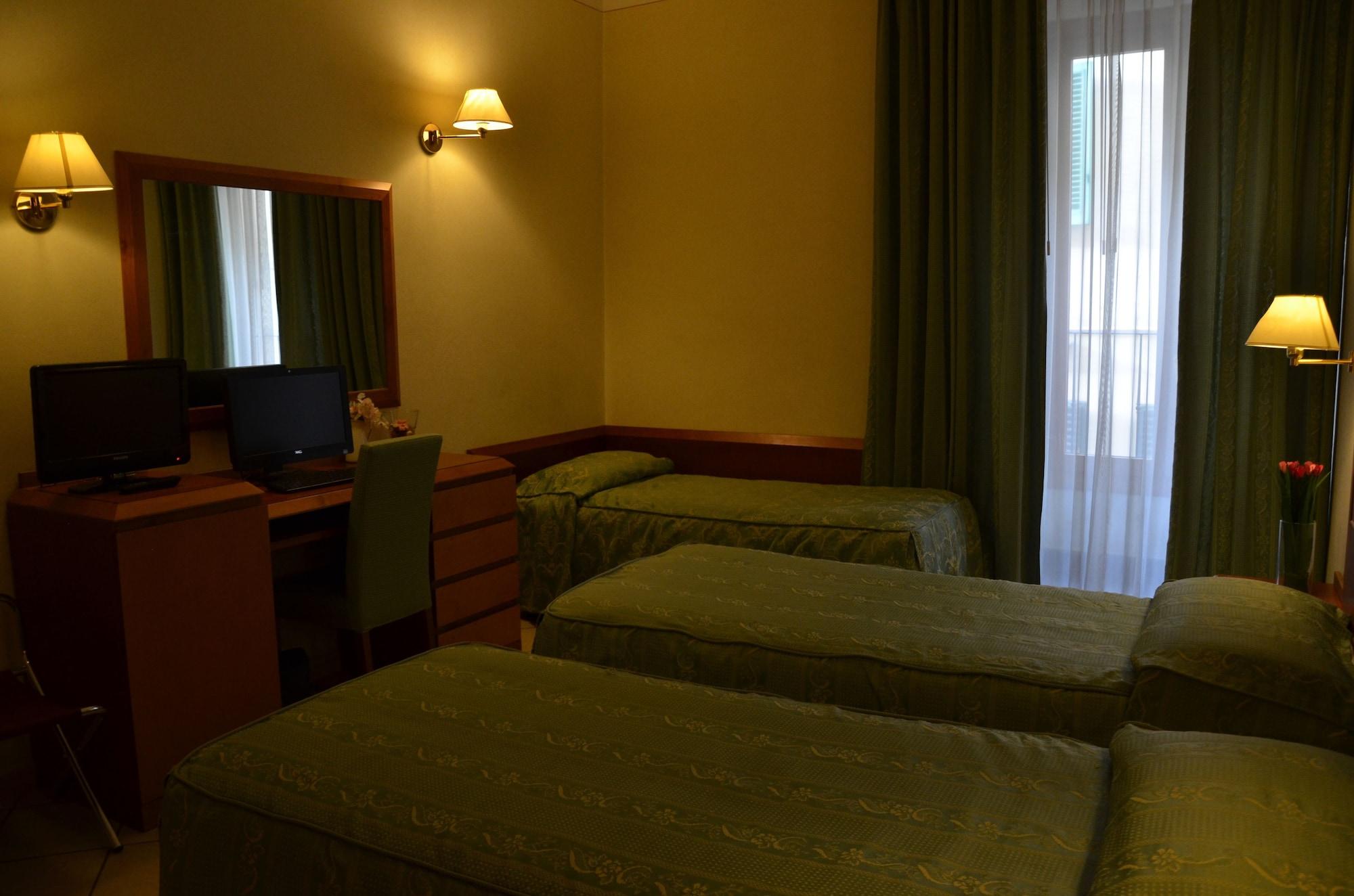 Hotel Mia Cara 3*