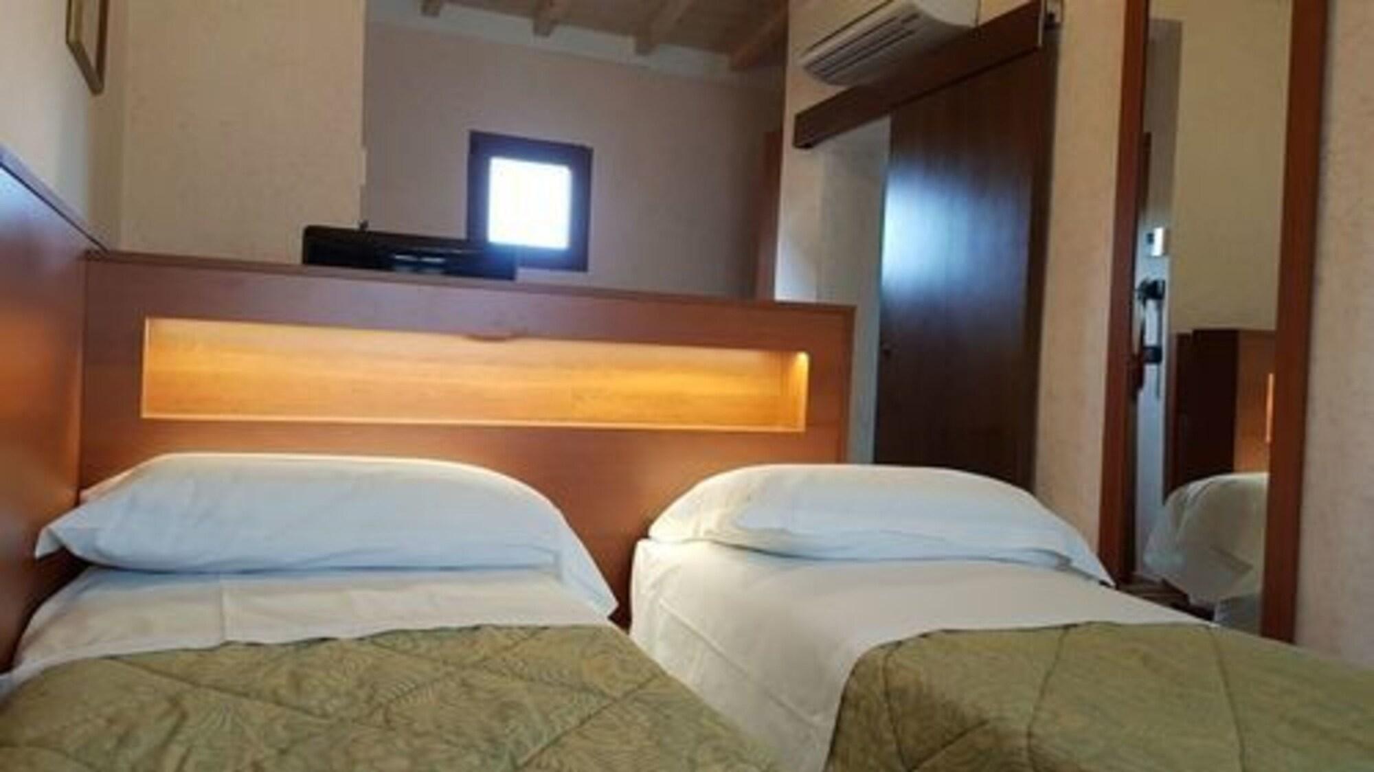 Hotel Mia Cara