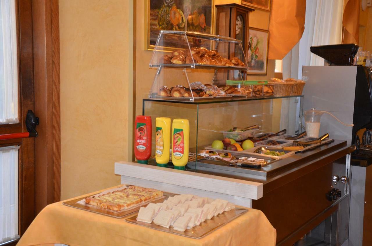 Mia Cara Hotel 3*